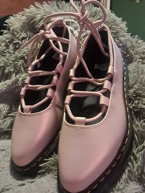Dr. Martens Women's Pastel Pink Lace-Up Leather Flats